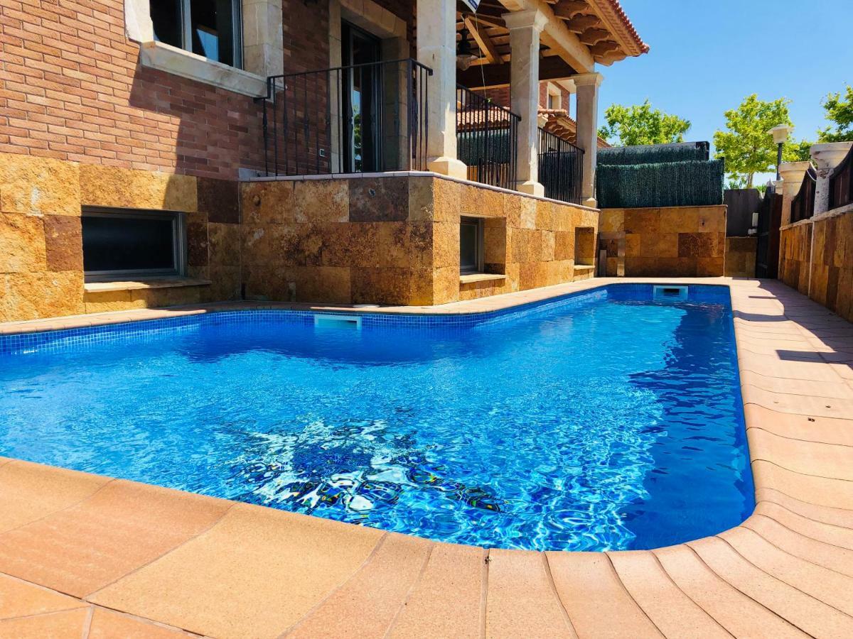 Chalet Con Piscina Privada!!! Altafulla Exteriör bild