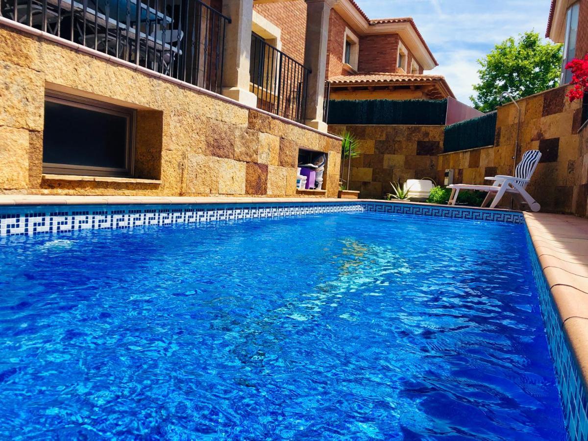 Chalet Con Piscina Privada!!! Altafulla Exteriör bild